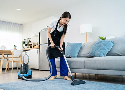 What are the Benefits of Using Professional Housekeeping Services?