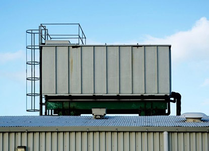 Industries That Use Water Tank Cleaning Services: