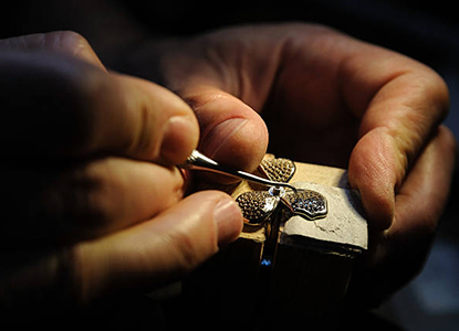 The Role of Silver Jewelry Manufactures