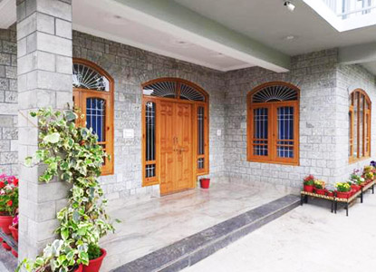 Why Choose To Stay In Dharamshala?