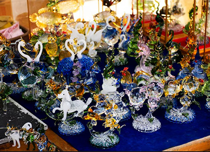 Why Are Glass Handicrafts Special?